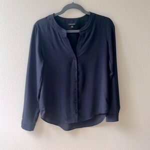 Ann Taylor navy blouse XS